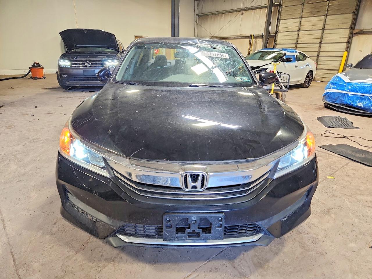 2017 HONDA ACCORD LX — снимка 5