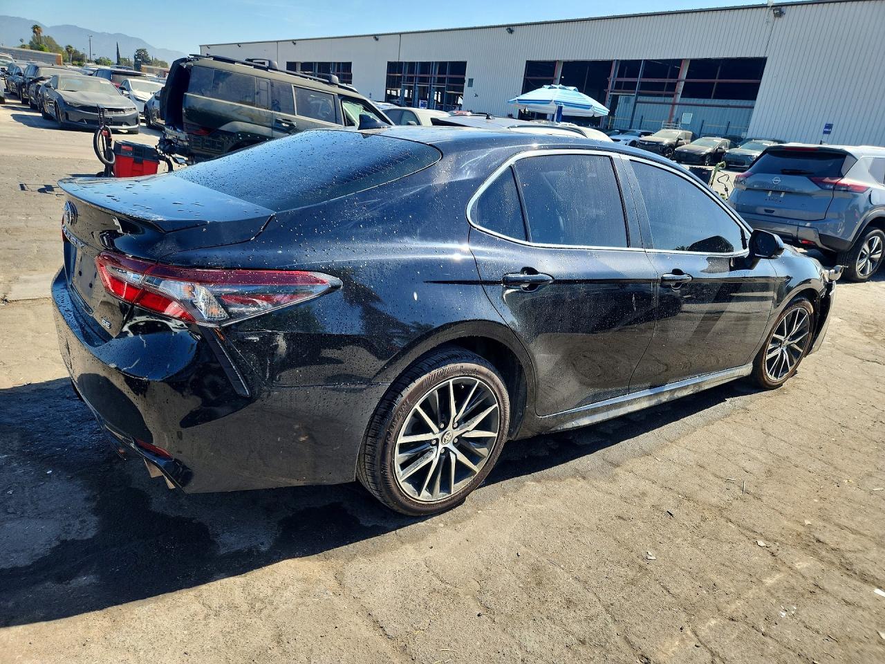 2024 TOYOTA CAMRY SE — снимка 3