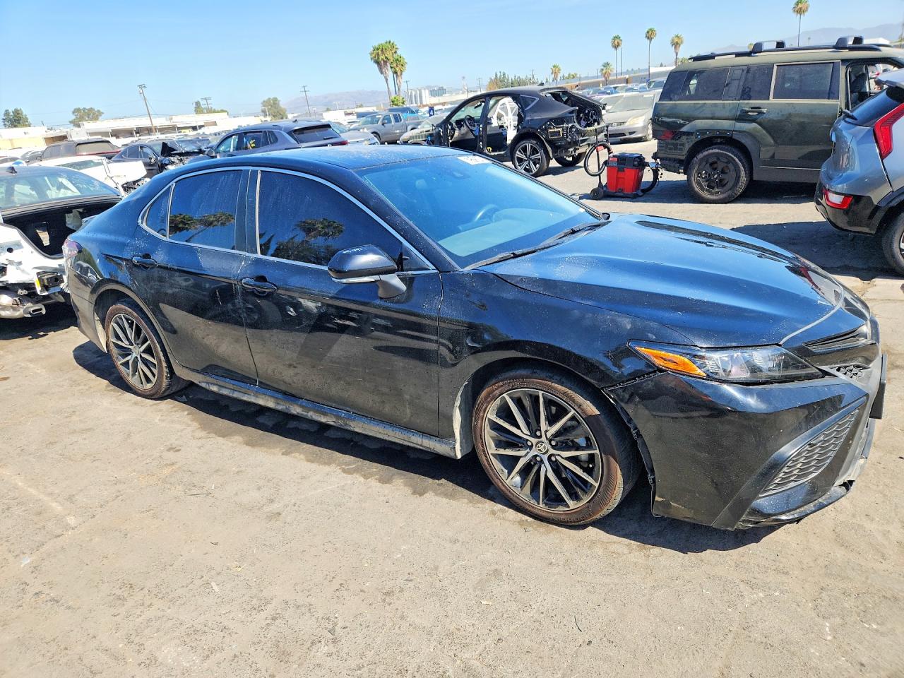 2024 TOYOTA CAMRY SE — снимка 4