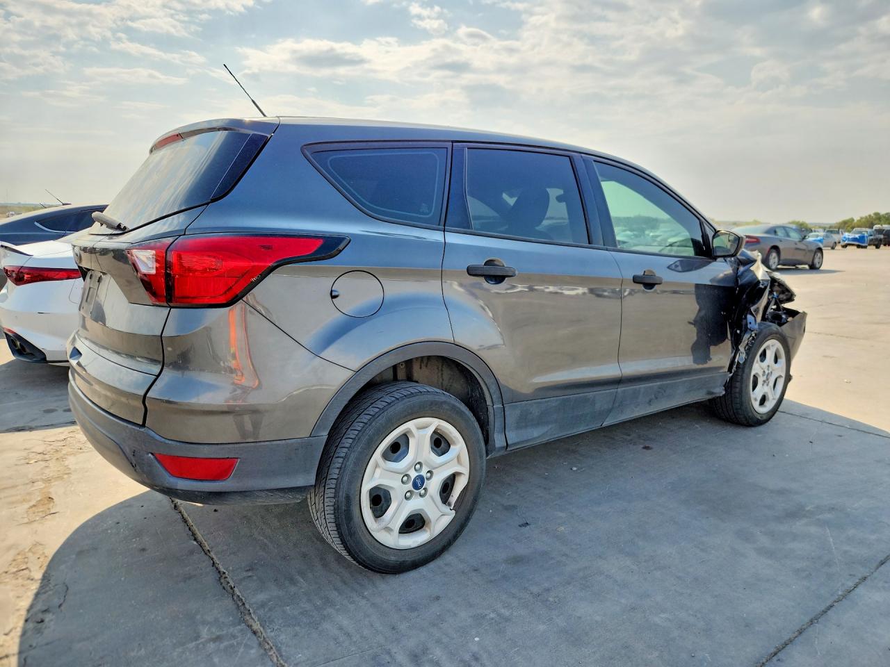 2019 FORD ESCAPE S — снимка 3