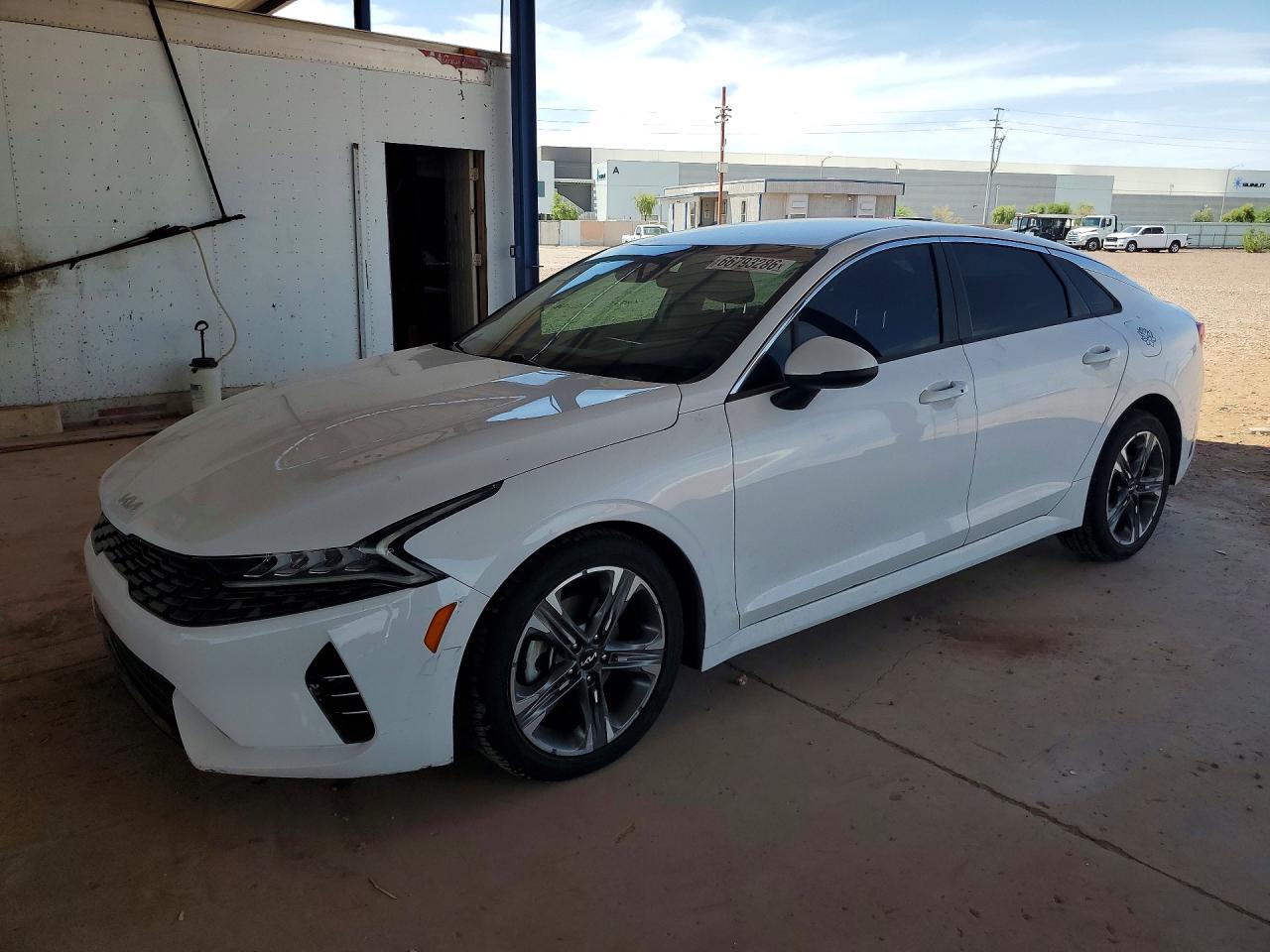2022 KIA K5 LXS