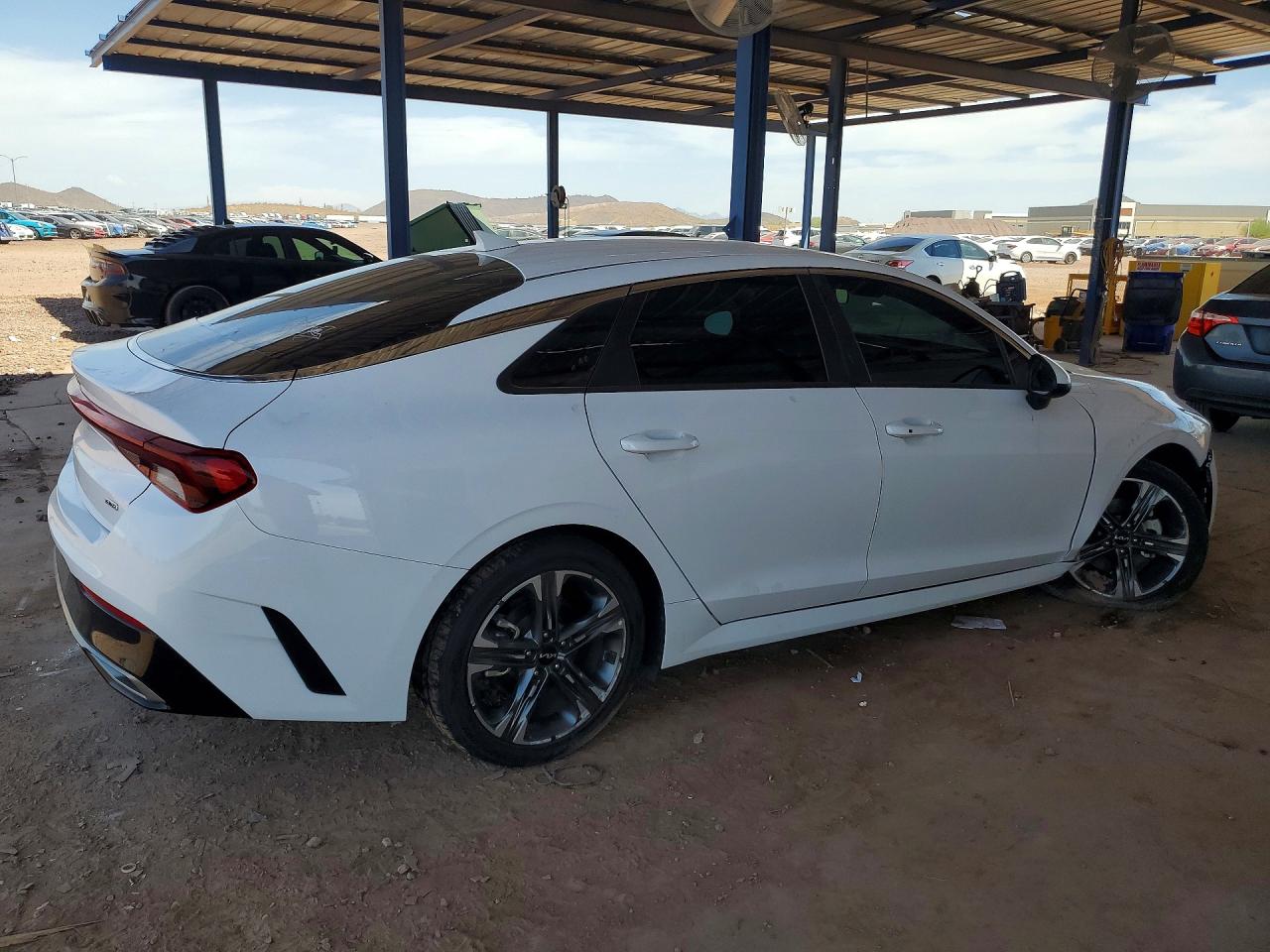 2022 KIA K5 LXS — снимка 3