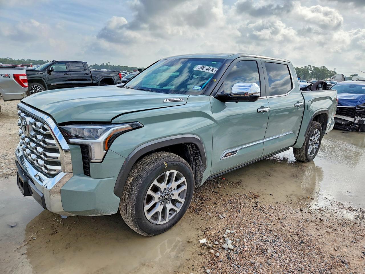 2026 TOYOTA TUNDRA 4WD