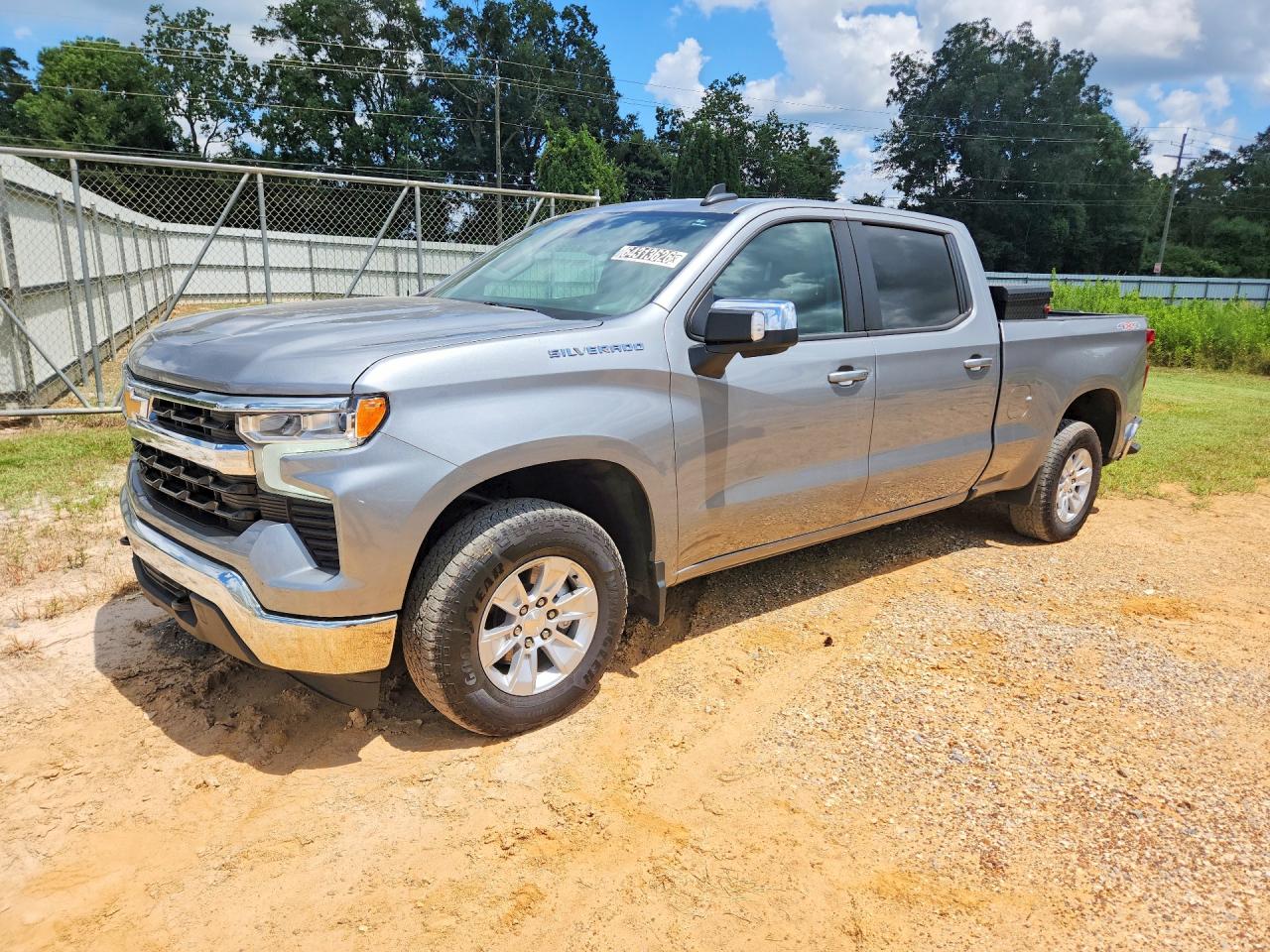 2023 CHEVROLET SILVERADO K1500 LT