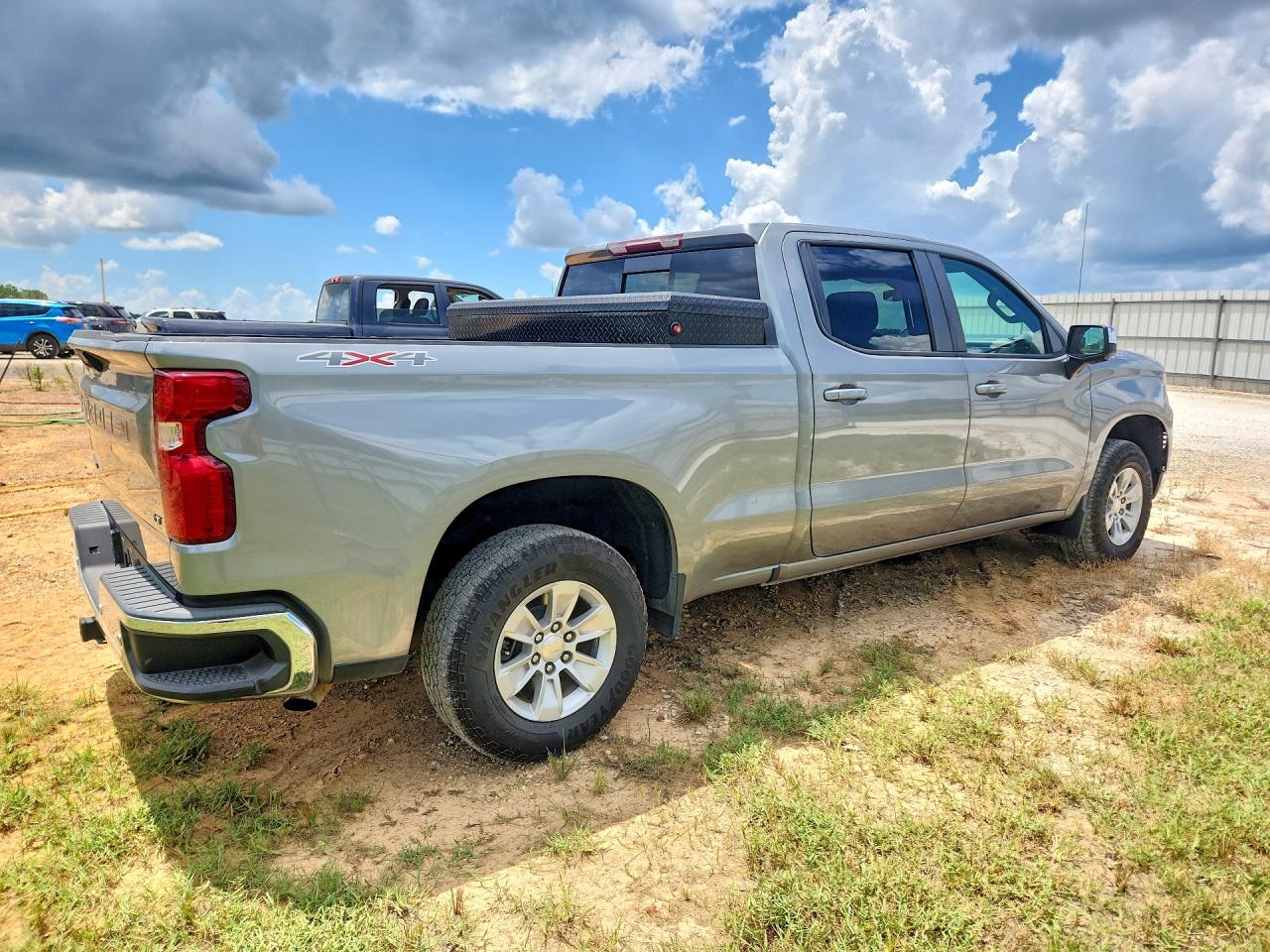 2023 CHEVROLET SILVERADO K1500 LT — снимка 3