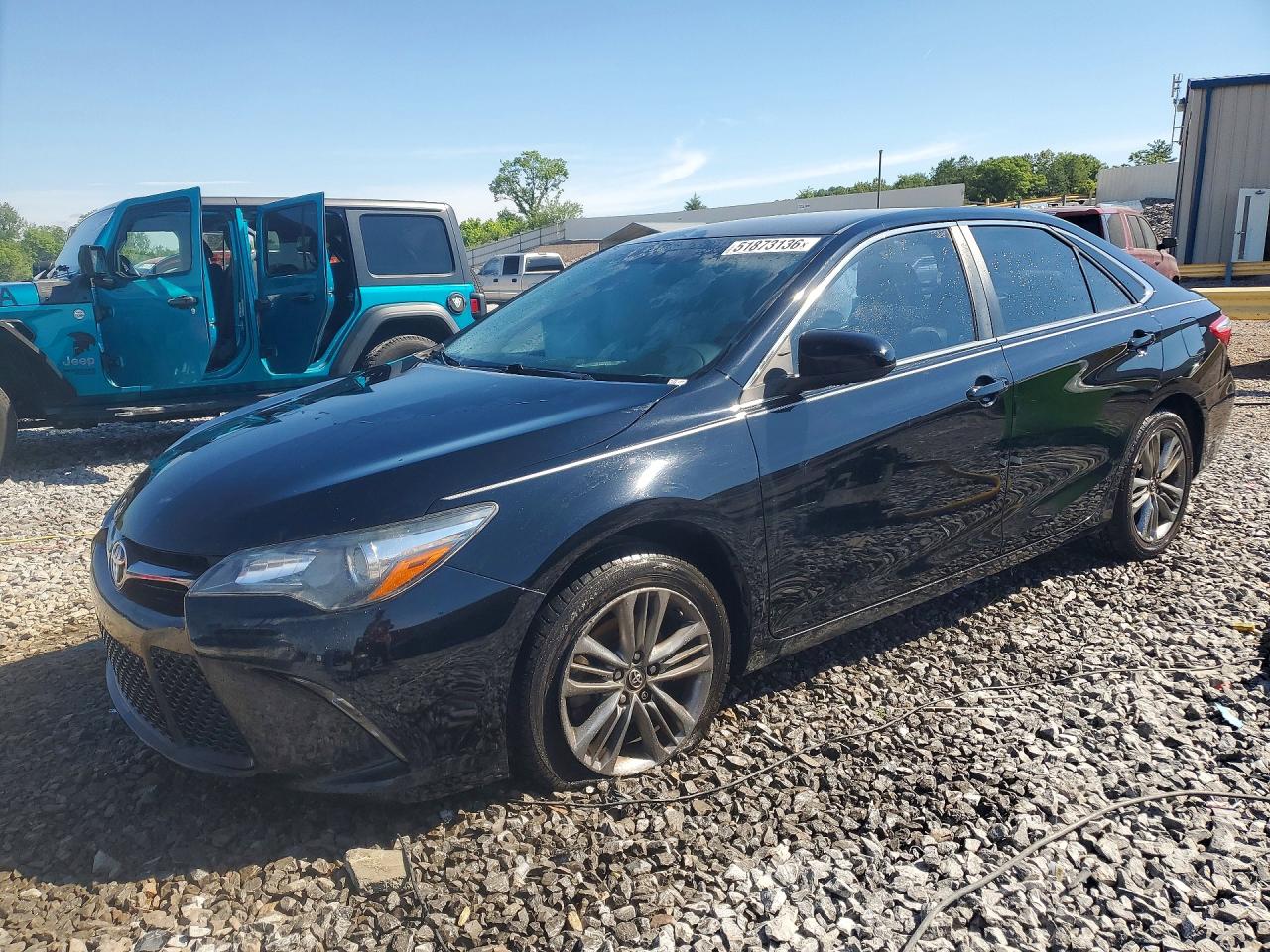 2017 TOYOTA CAMRY SE