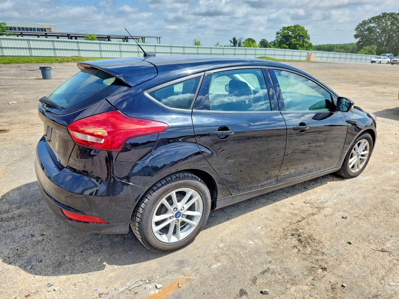 2017 FORD FOCUS SE — снимка 3