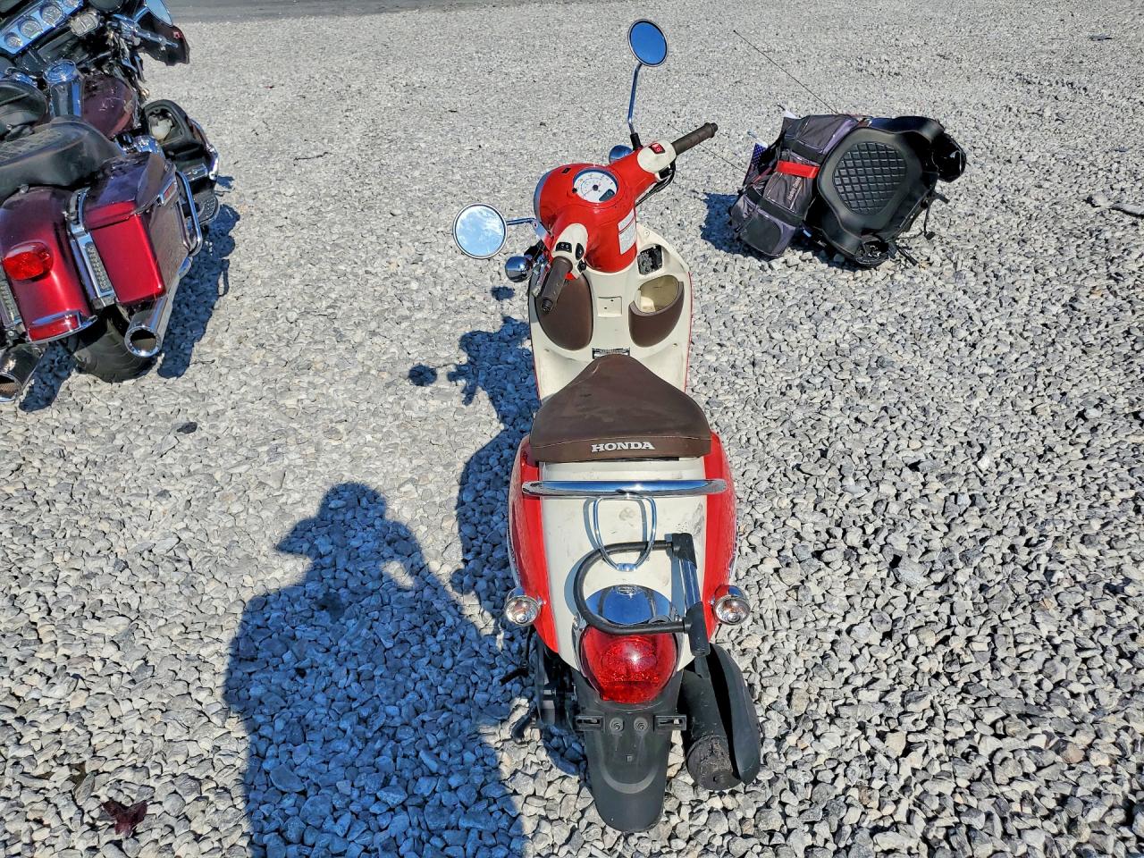 2025 HONDA NCW50 — снимка 4