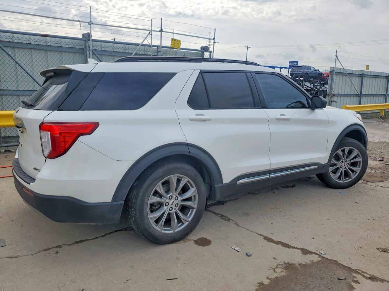 2022 FORD EXPLORER XLT — снимка 3