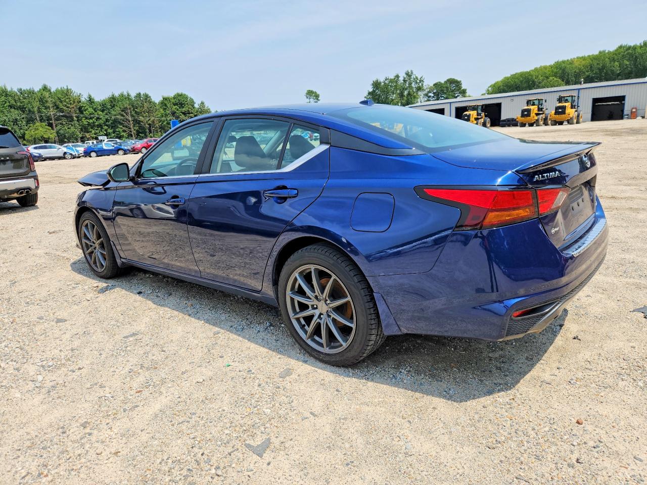2019 NISSAN ALTIMA SR — снимка 2
