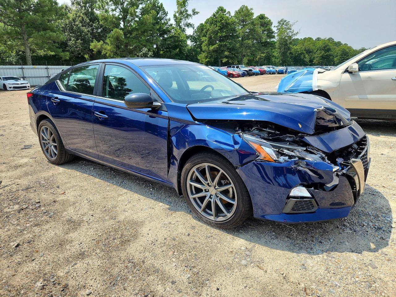 2019 NISSAN ALTIMA SR — снимка 4