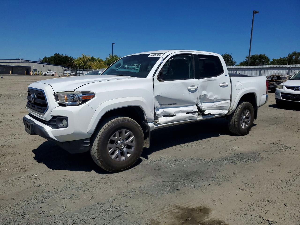 2016 TOYOTA TACOMA SR5
