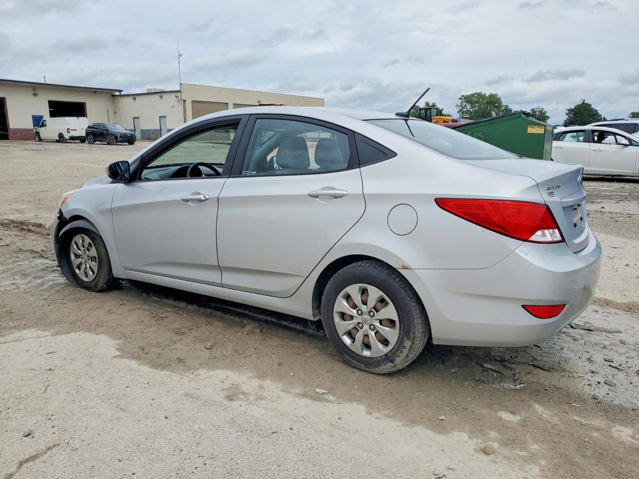 2015 HYUNDAI ACCENT GLS — снимка 2