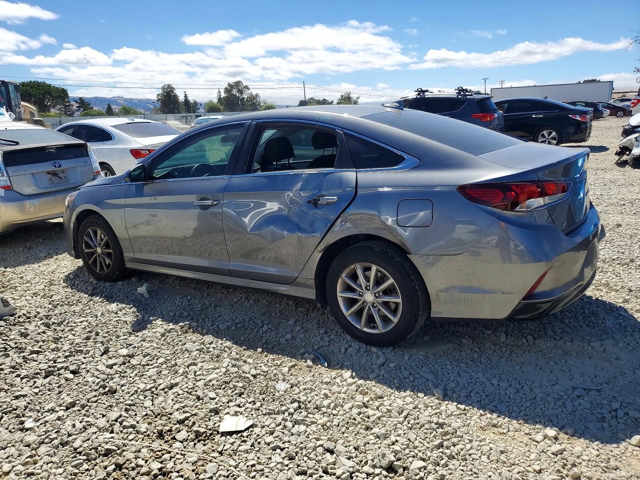 2019 HYUNDAI SONATA SE — снимка 2