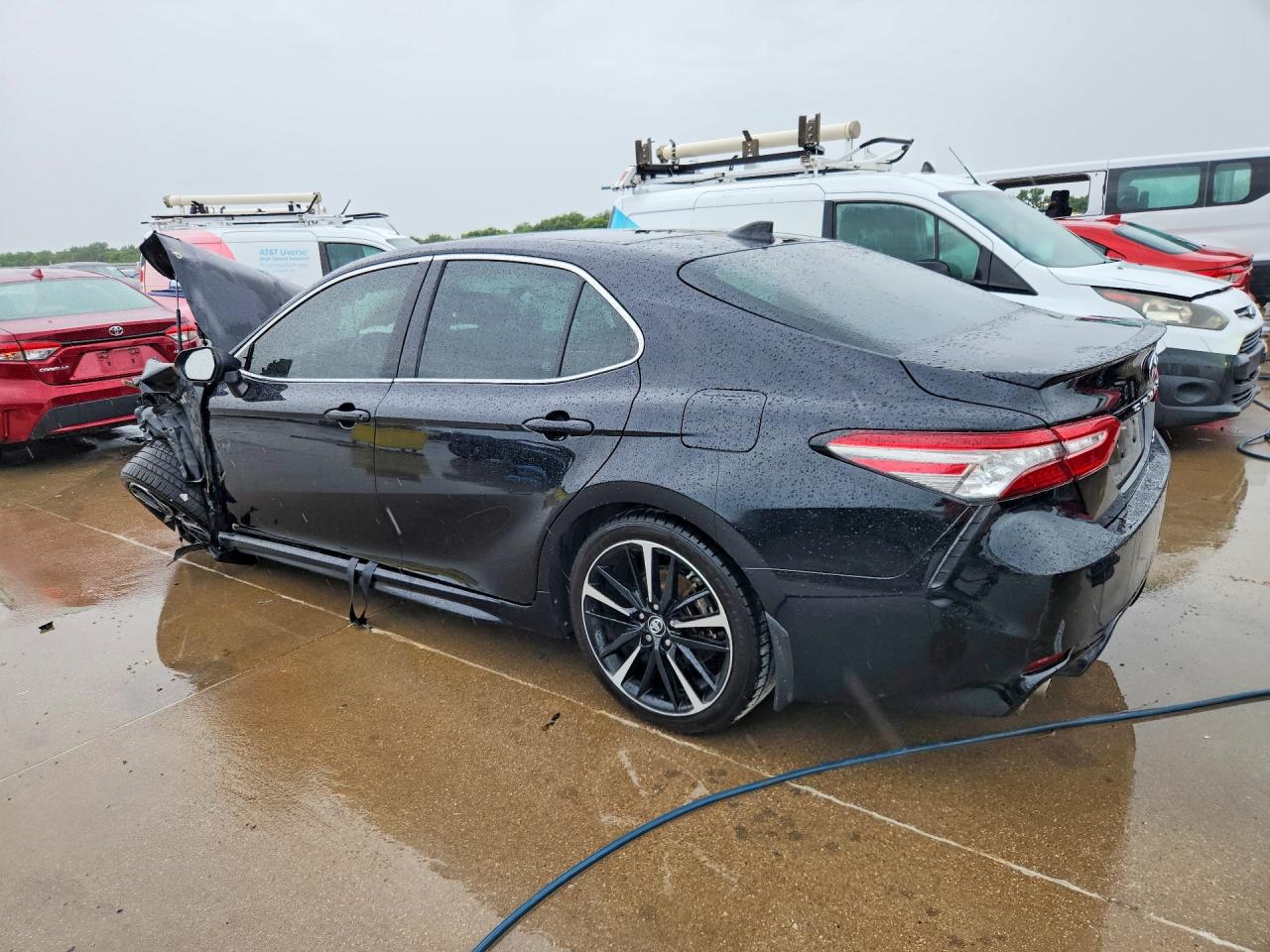 2019 TOYOTA CAMRY XSE V6 — снимка 2