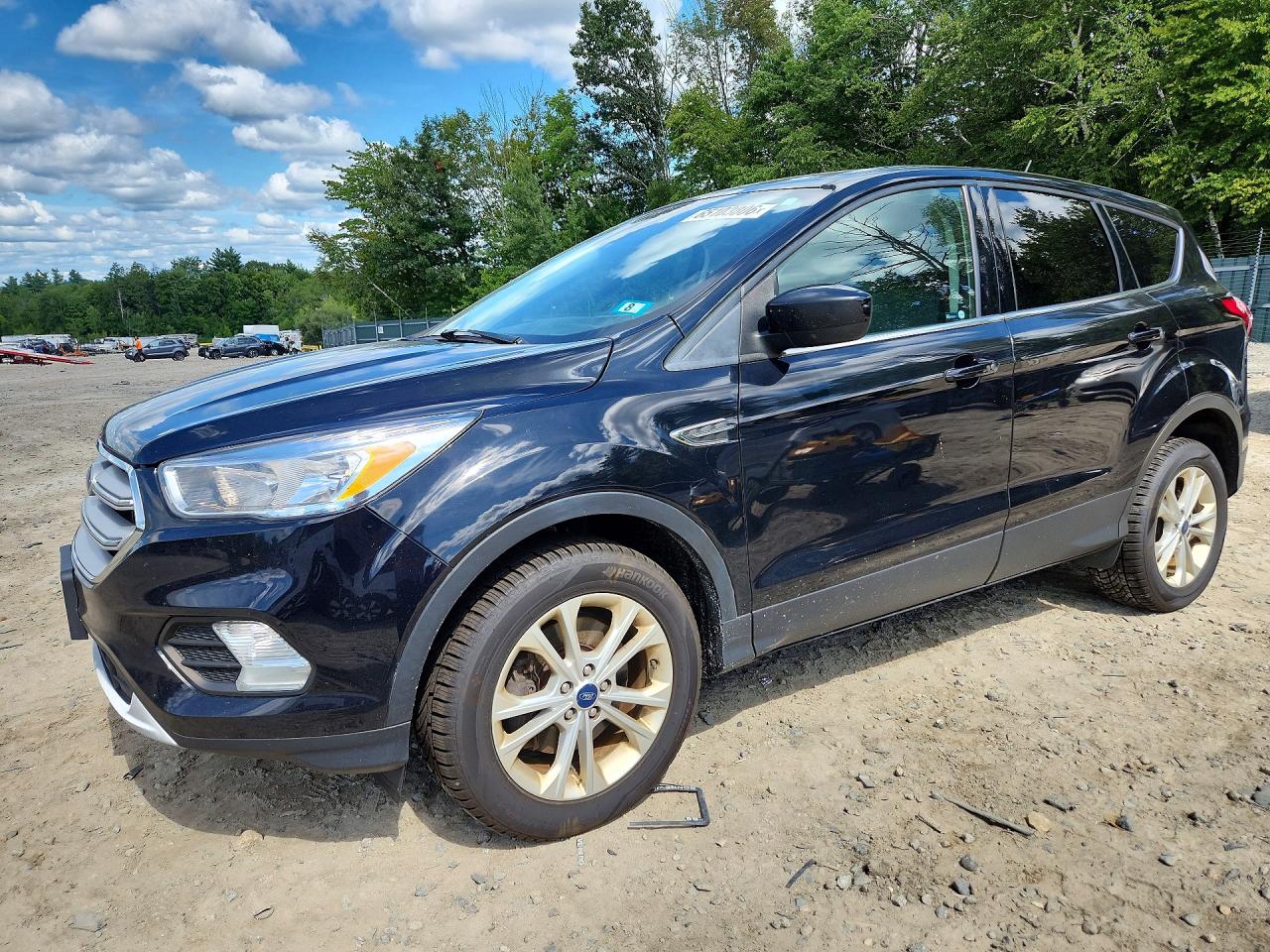 2019 FORD ESCAPE SE