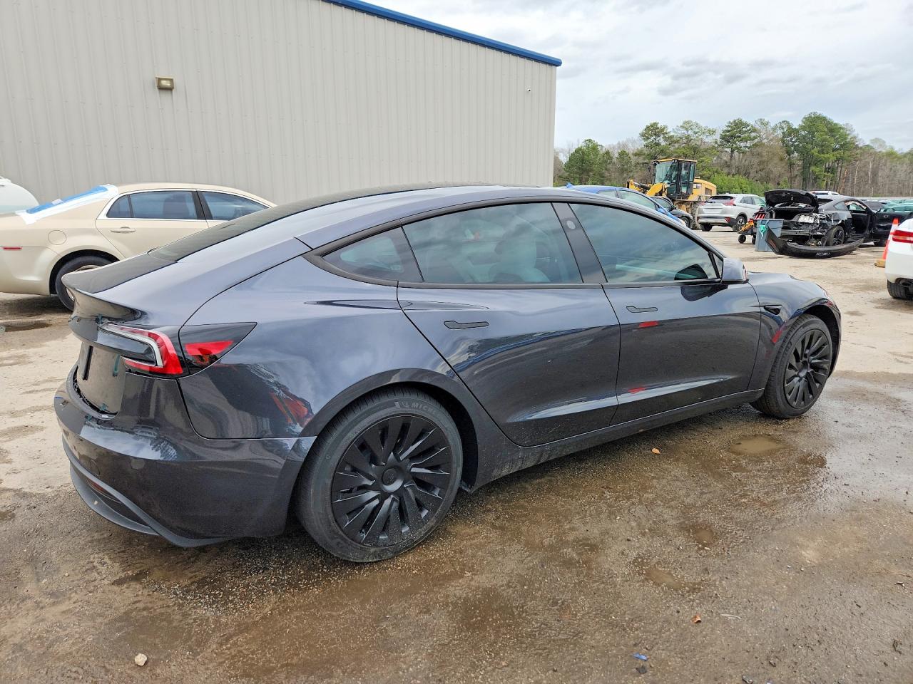 2025 TESLA MODEL 3 — снимка 3