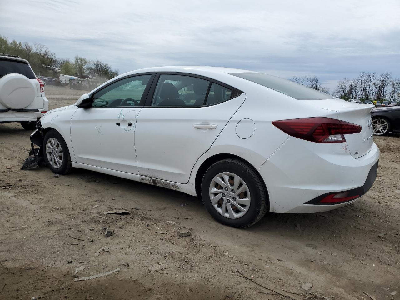 2019 HYUNDAI ELANTRA SE — снимка 2