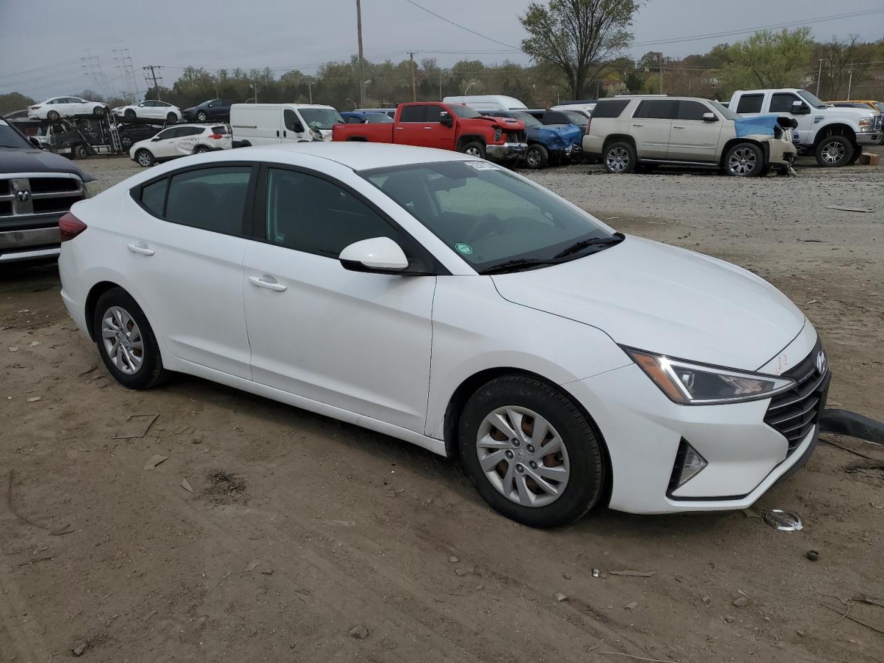 2019 HYUNDAI ELANTRA SE — снимка 4