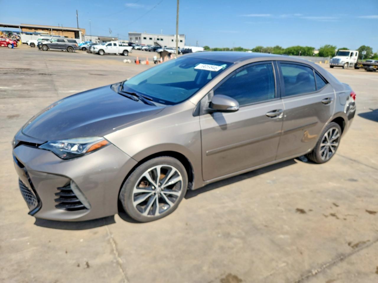 2018 TOYOTA COROLLA SE