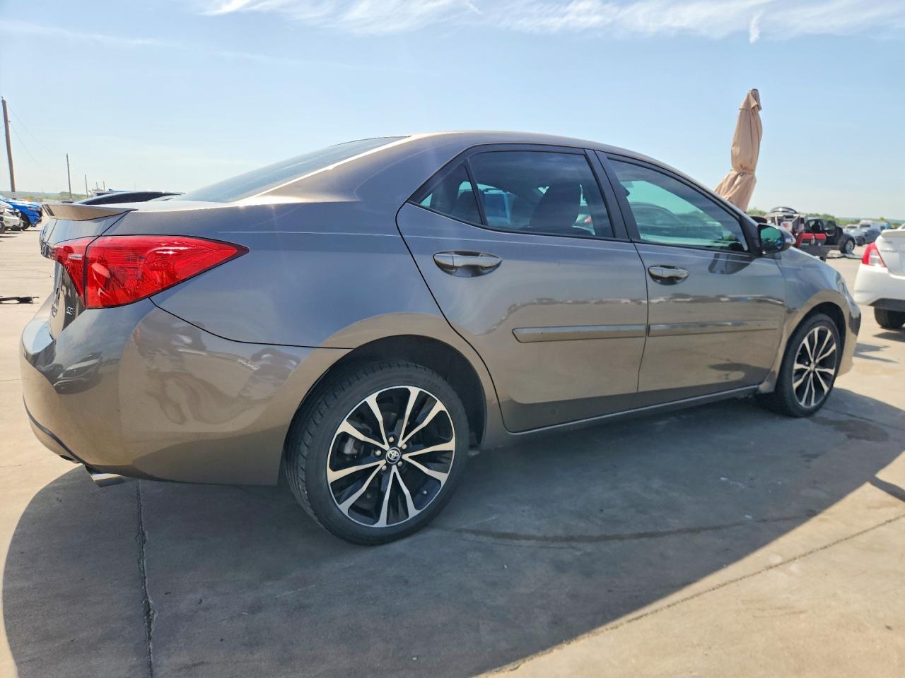 2018 TOYOTA COROLLA SE — снимка 3
