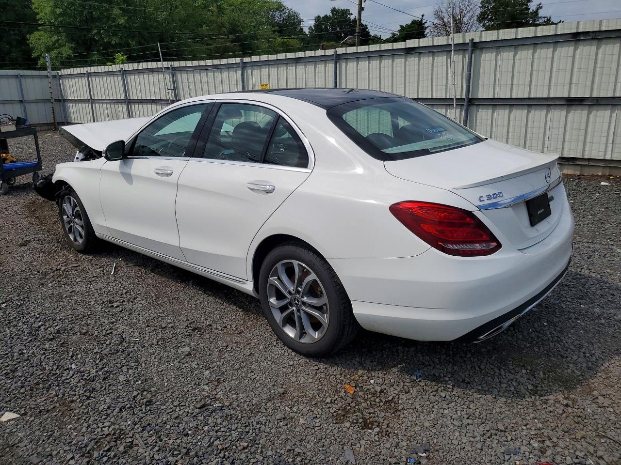 2017 MERCEDES-BENZ C 300 4MATIC — снимка 2