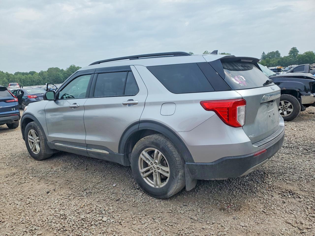 2022 FORD EXPLORER XLT — снимка 2