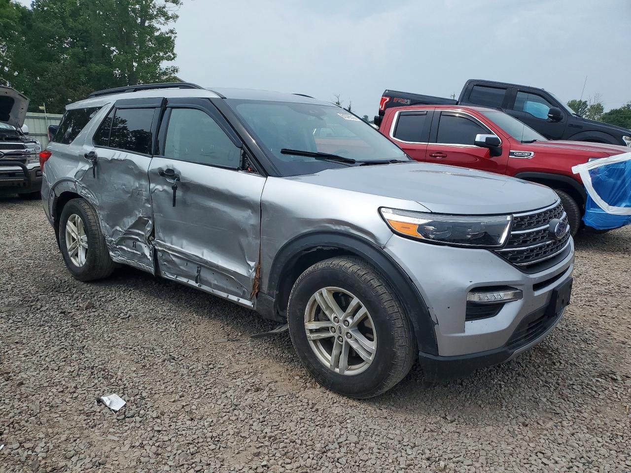 2022 FORD EXPLORER XLT — снимка 4