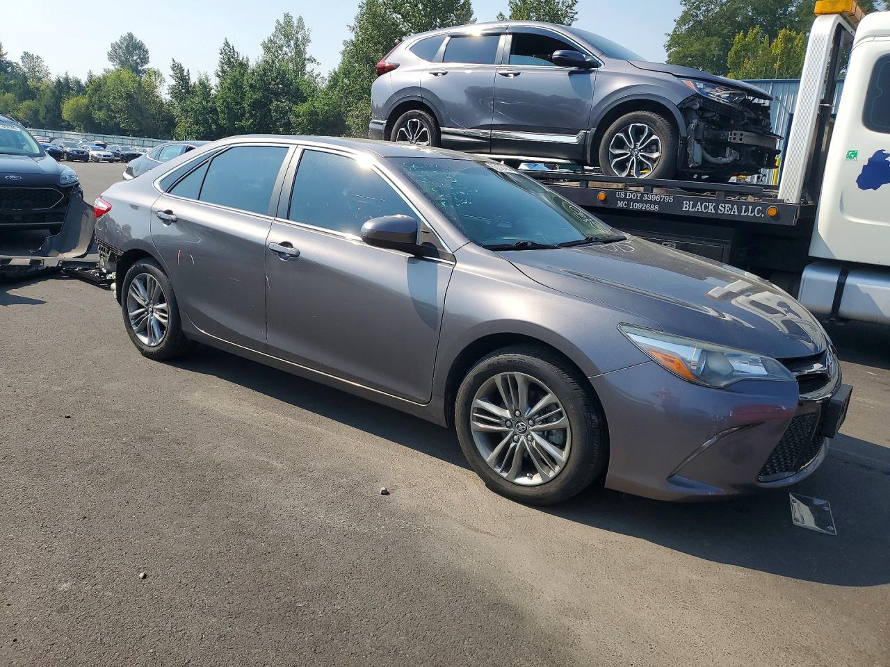 2017 TOYOTA CAMRY SE — снимка 4
