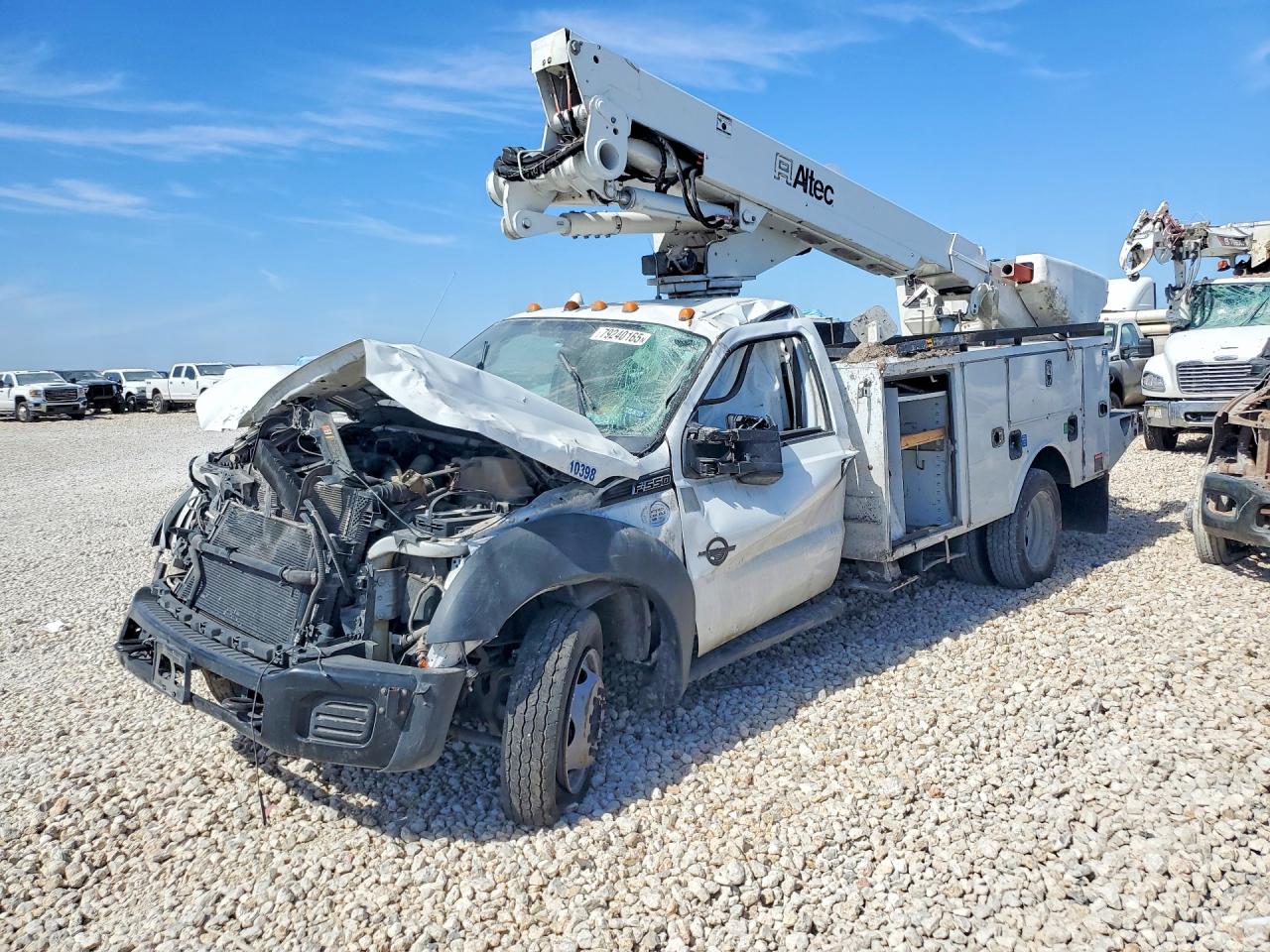 2016 FORD F-550