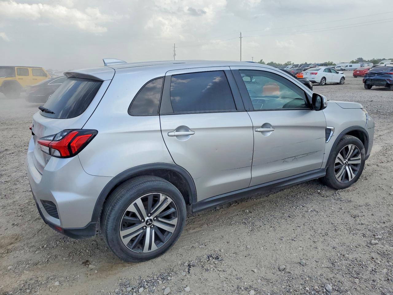 2021 MITSUBISHI OUTLANDER SPORT SE — снимка 3