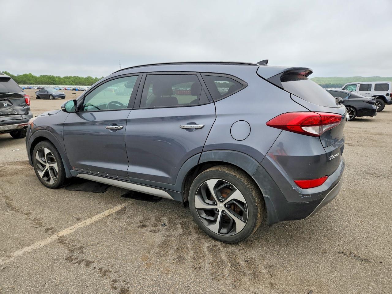 2017 HYUNDAI TUCSON LIMITED — снимка 2