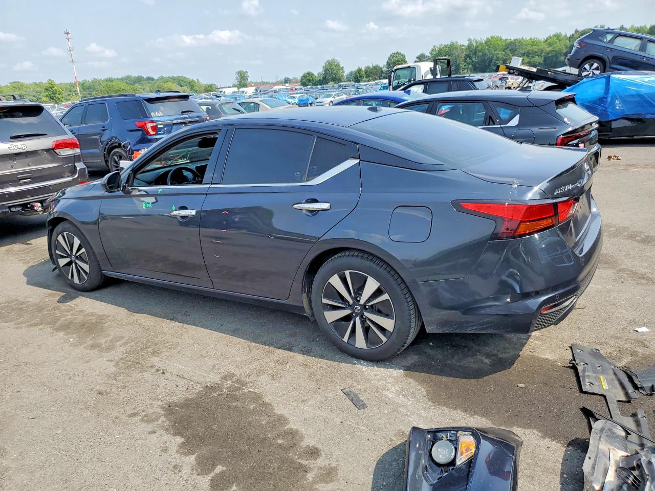 2019 NISSAN ALTIMA SL — снимка 2
