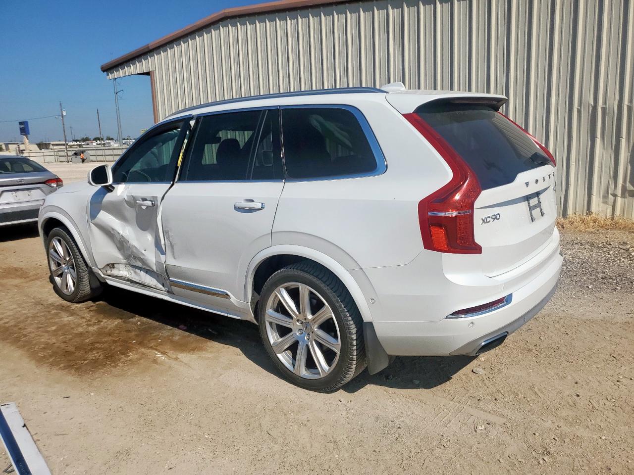 2017 VOLVO XC90 T6 — снимка 2