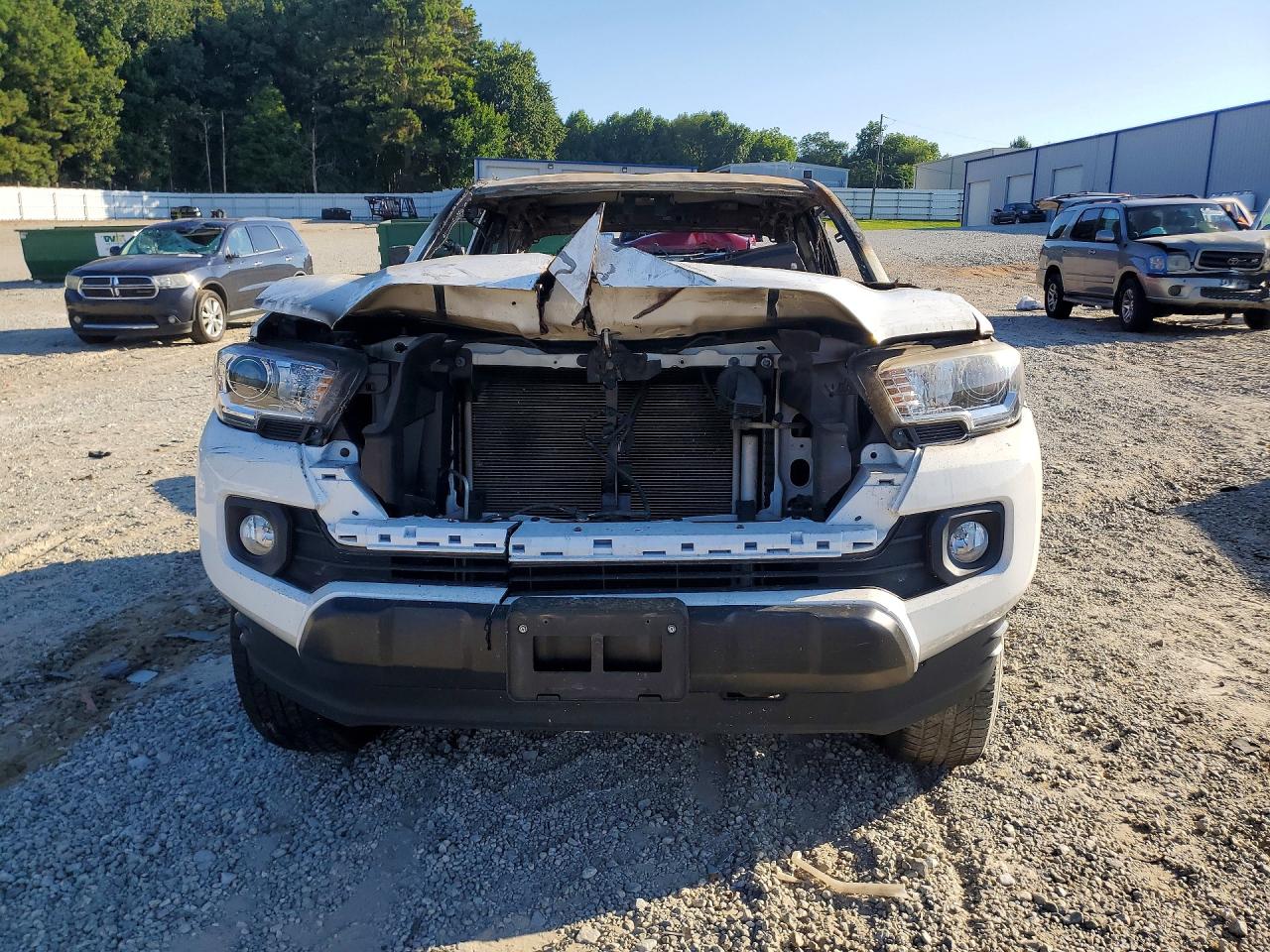 2017 TOYOTA TACOMA SR5 — снимка 5