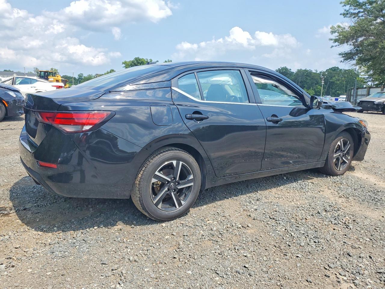 2025 NISSAN SENTRA SV — снимка 3