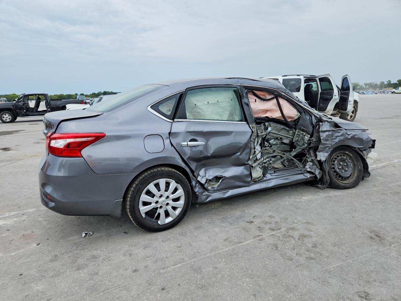 2019 NISSAN SENTRA S — снимка 3