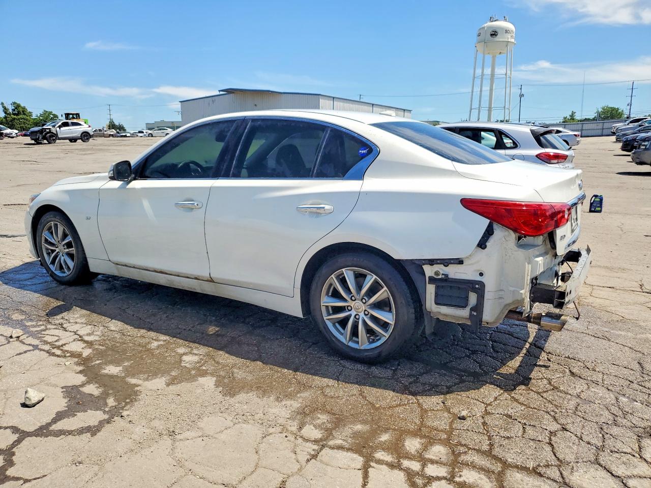 2015 INFINITI Q50 BASE — снимка 2