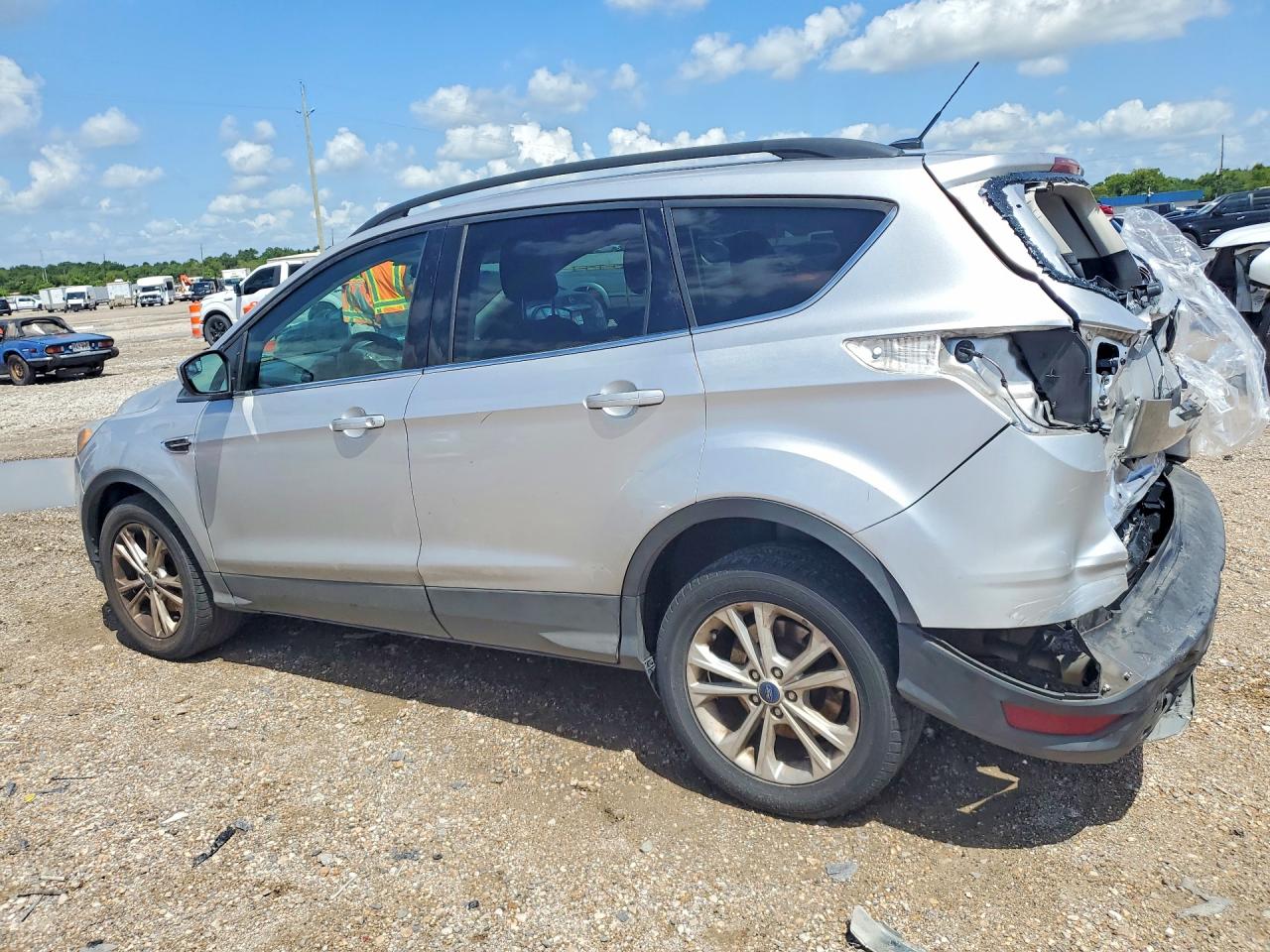 2018 FORD ESCAPE SE — снимка 2