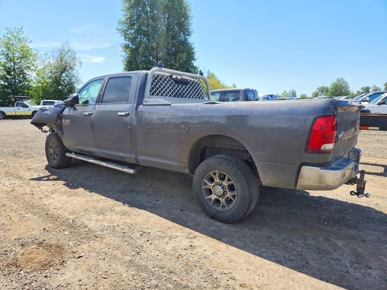 2018 RAM 3500 SLT — снимка 2
