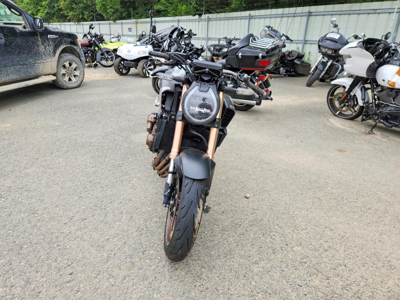 2024 HONDA CB650 R — снимка 2