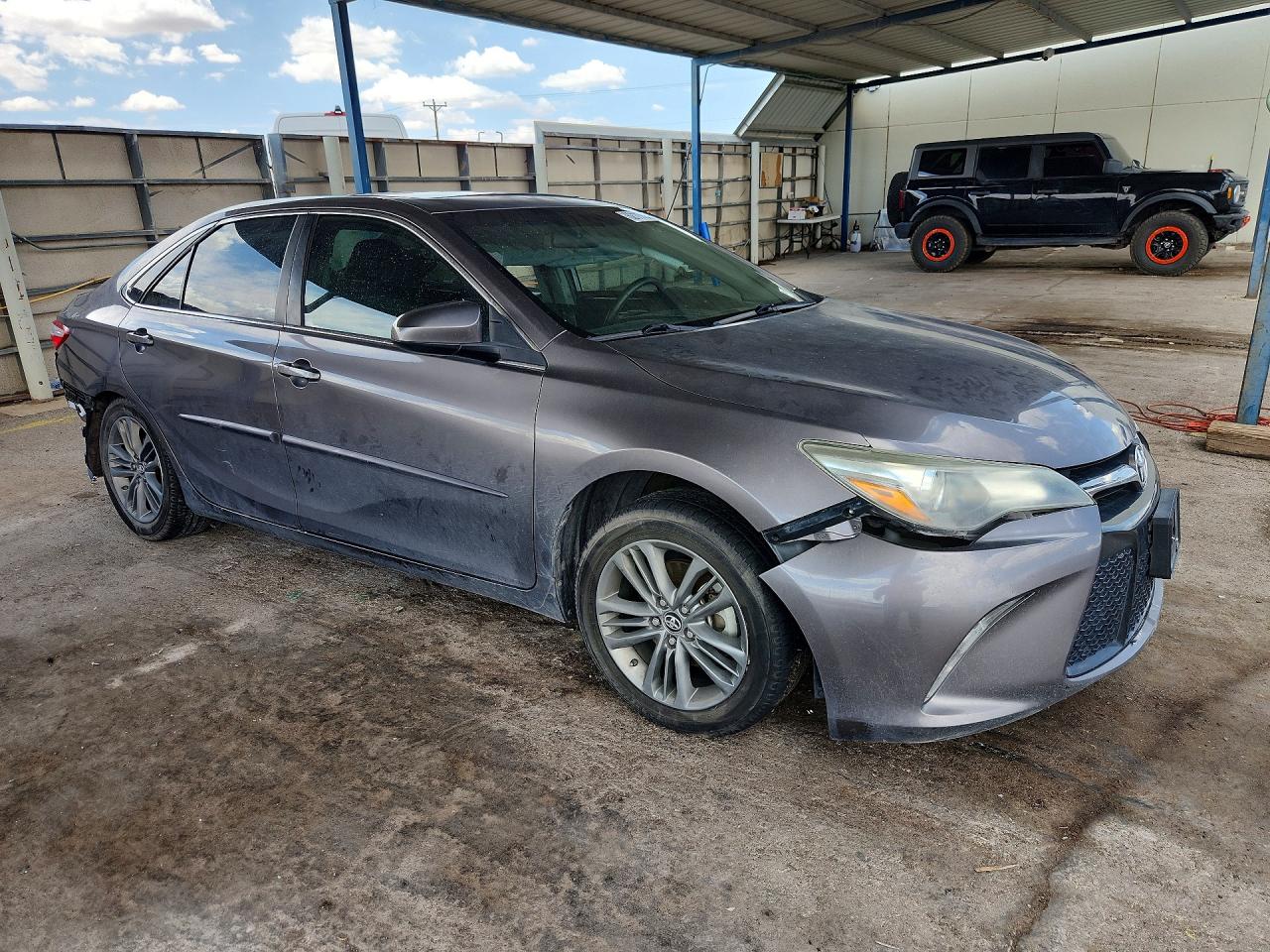 2017 TOYOTA CAMRY SE — снимка 4