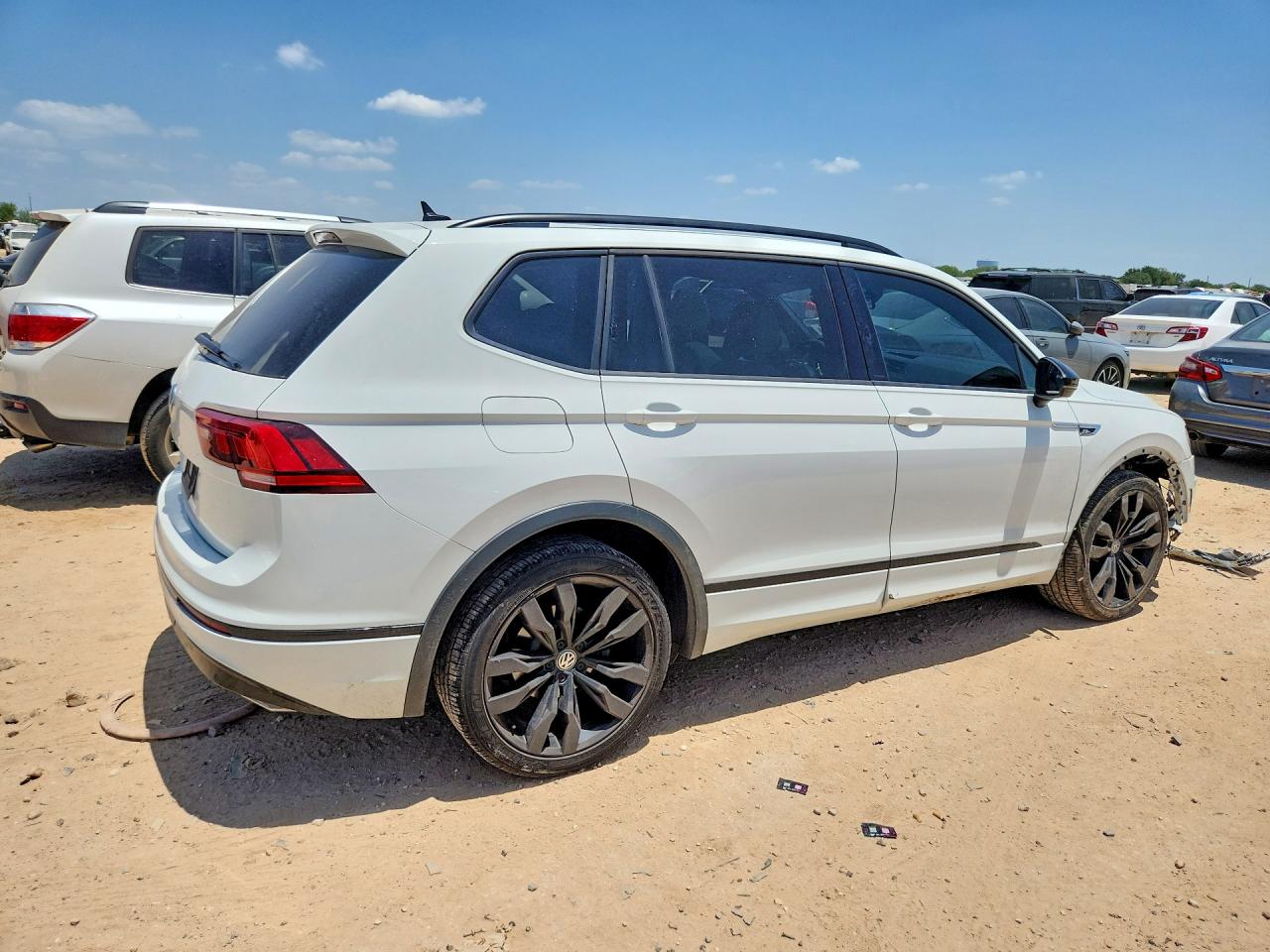 2021 VOLKSWAGEN TIGUAN SE — снимка 3