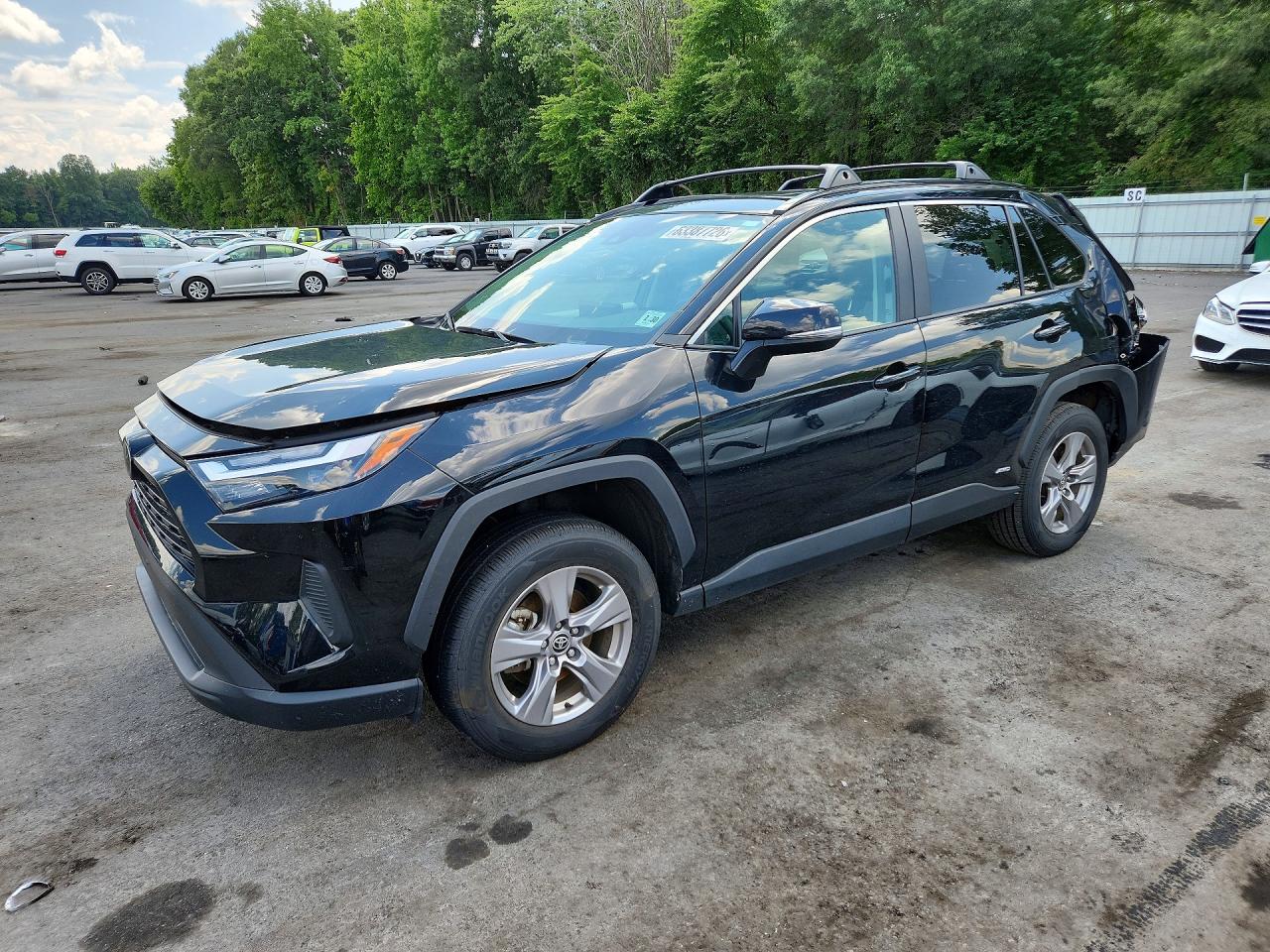 2025 TOYOTA RAV4 HYBRID XLE