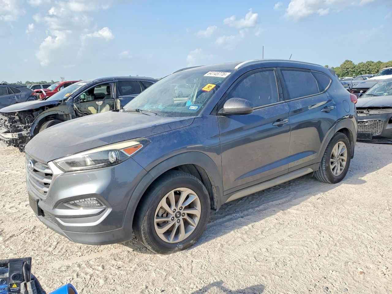 2017 HYUNDAI TUCSON SE