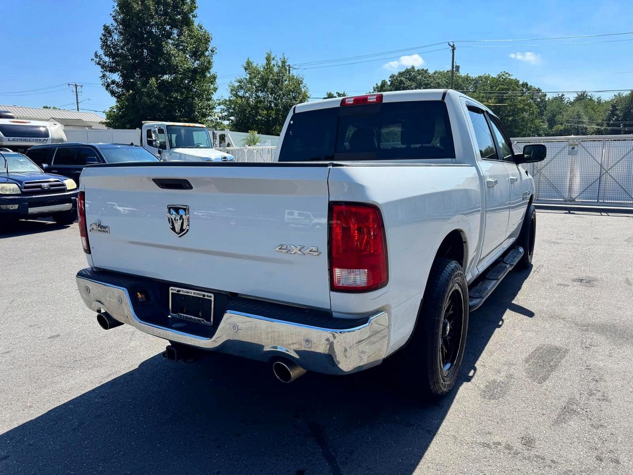 2017 RAM 1500 SLT — снимка 3
