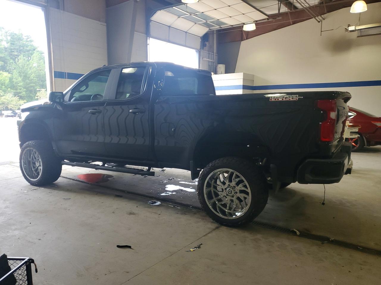 2019 CHEVROLET SILVERADO K1500 TRAIL BOSS CUSTOM — снимка 2