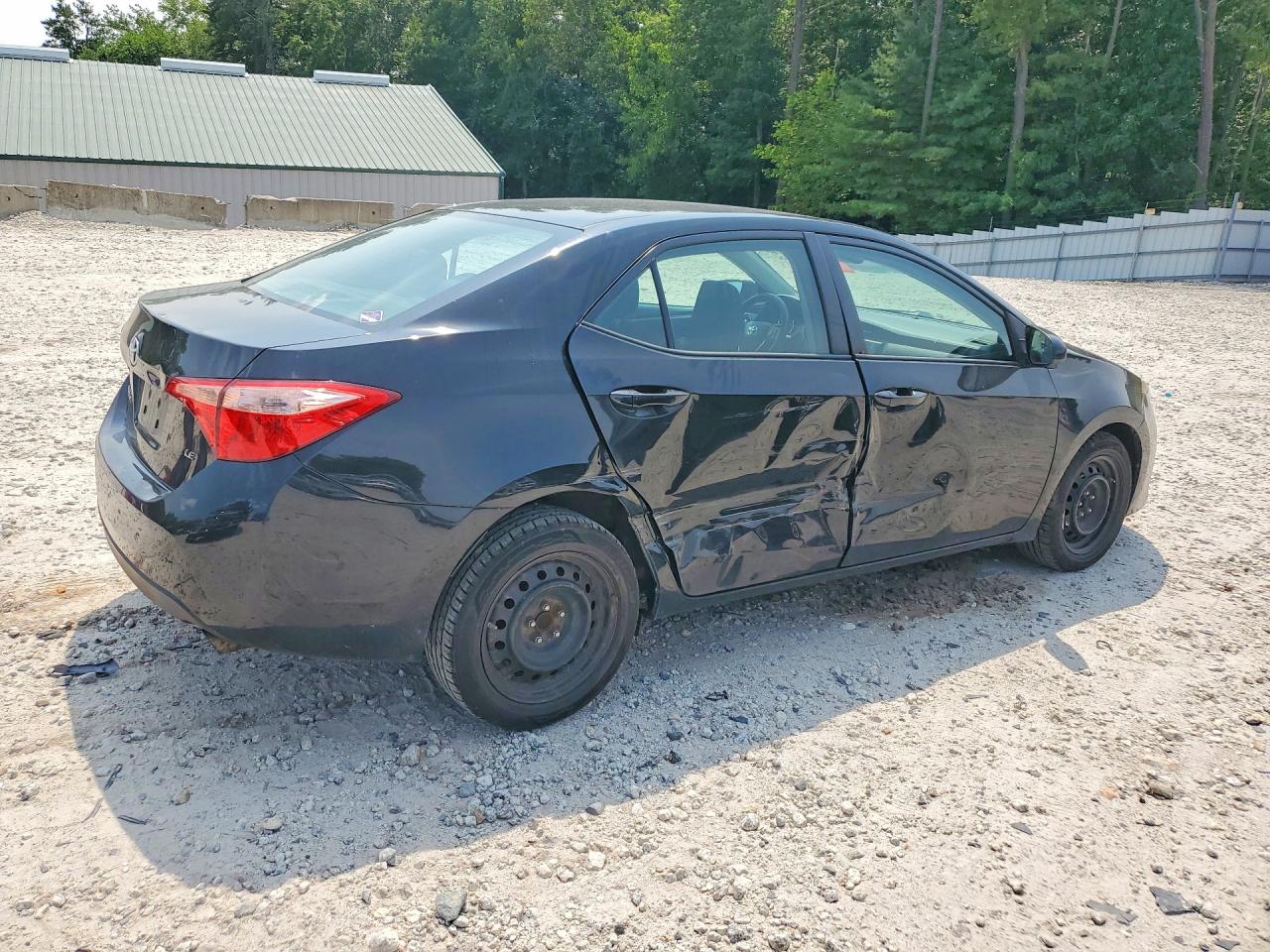 2017 TOYOTA COROLLA LE — снимка 3