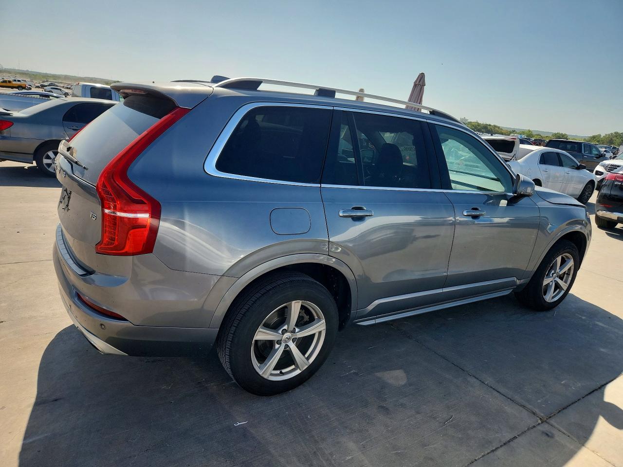 2017 VOLVO XC90 T5 — снимка 3