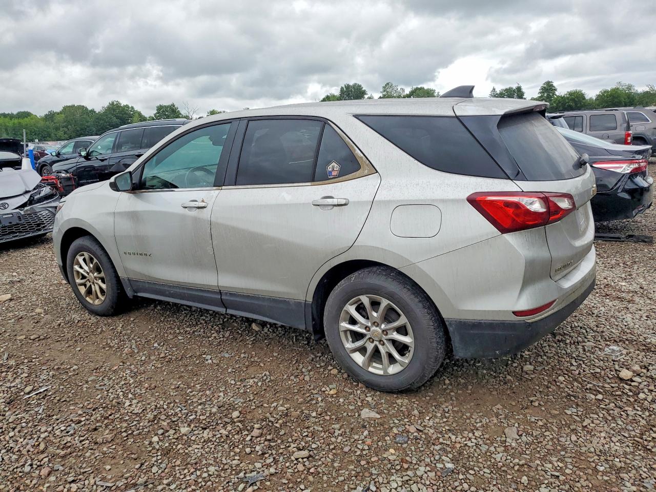 2021 CHEVROLET EQUINOX LT — снимка 2